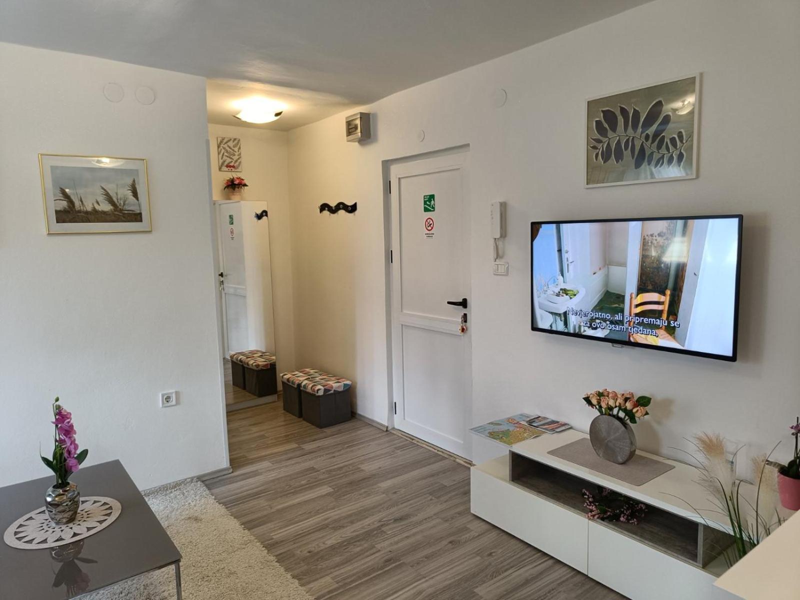 Studio apartment Mari&parking free Rovigno Camera foto